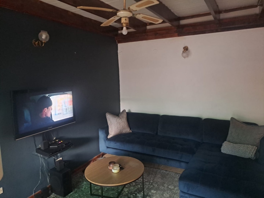 To Let 2 Bedroom Property for Rent in Pellissier Free State
